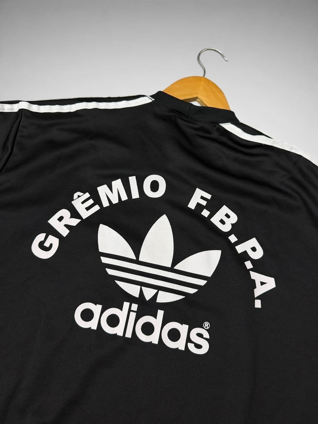 MOLETOM PRETO GRÊMIO 1983