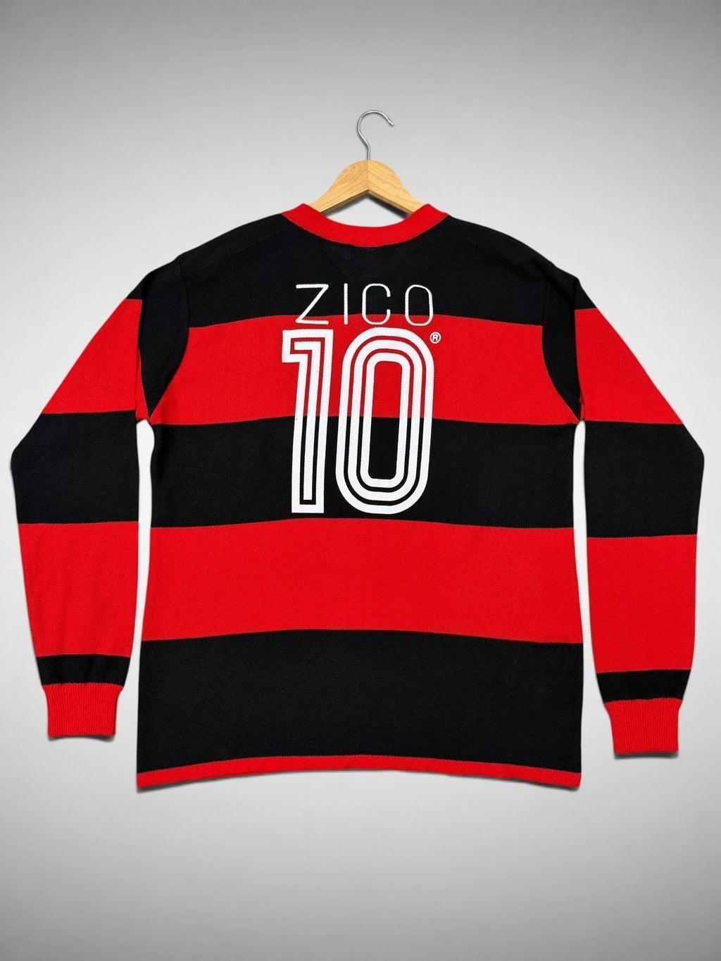 CAMISA LONGA FLAMENGO 1981 “Zico” NOME BORDADO MALHA FURADINHA