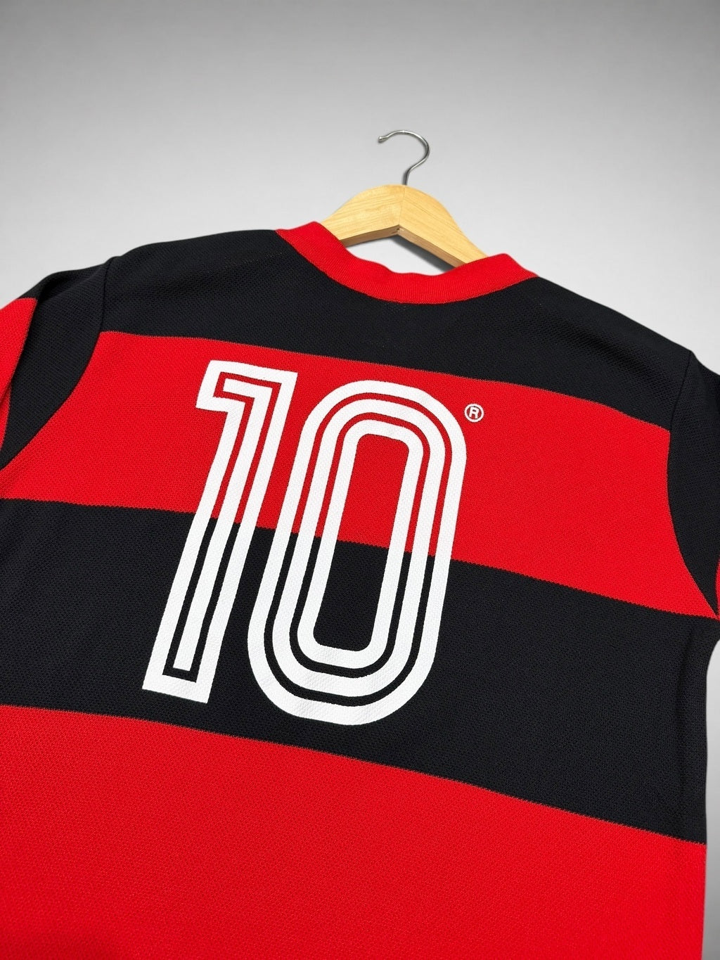 CAMISA MALHA FURADINHA FLAMENGO 1981 “Zico”