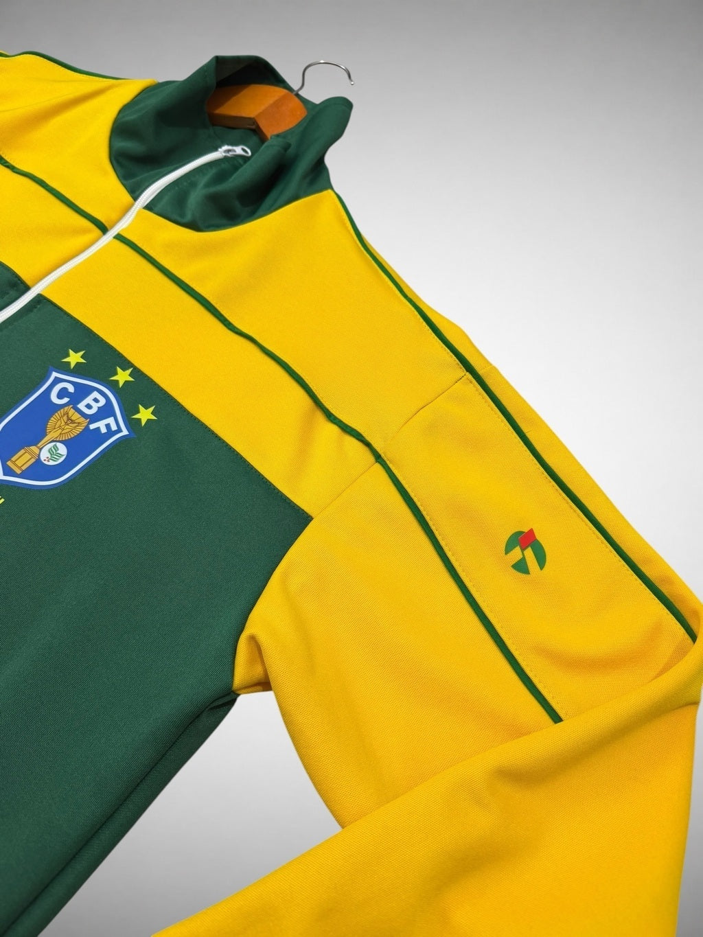 JAQUETA SELEÇÃO BRASILEIRA