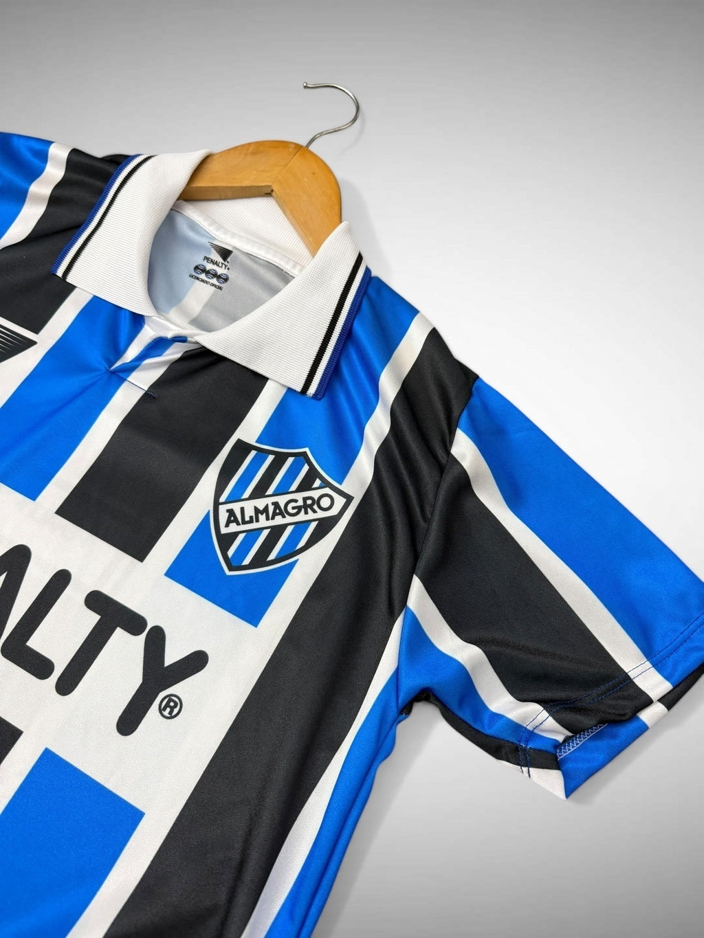 CAMISA ALMAGRO ANOS 90