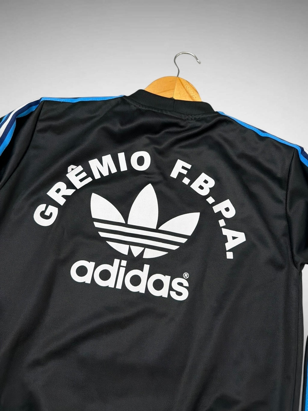 MOLETOM PRETO GRÊMIO 1983